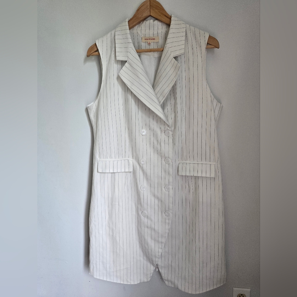 SOLITAIRE White Striped Sleeveless Blazer Dress